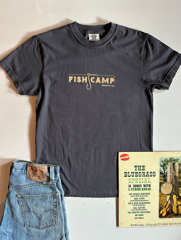 Owen's Fish Camp S/S Tate - Graphite/Tan